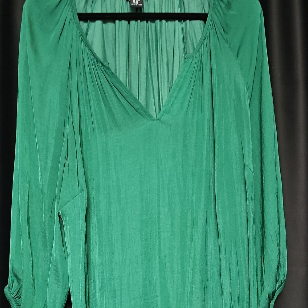 Chic Emerald Green Women's Blouse